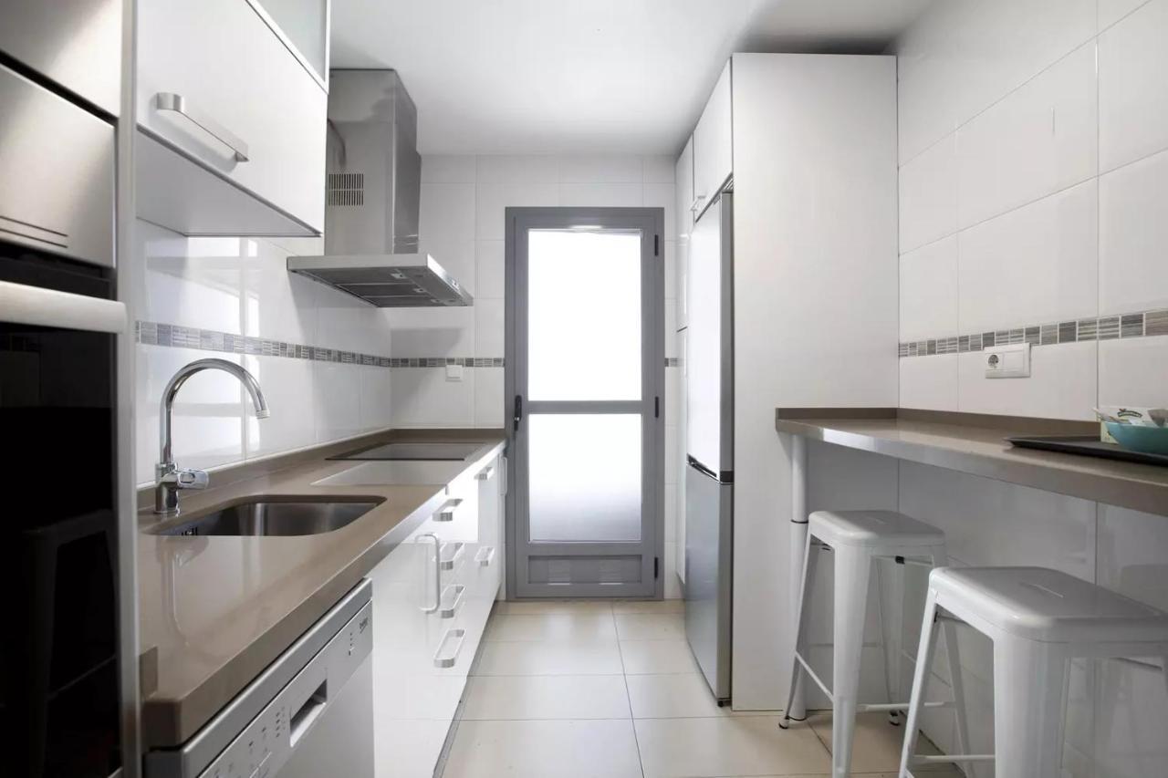 Malaga Campus Apartment Parking Included Extérieur photo