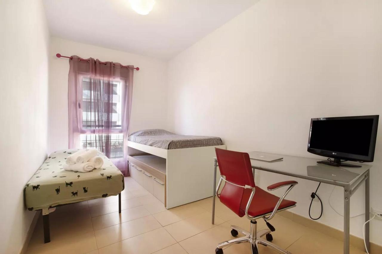 Malaga Campus Apartment Parking Included Extérieur photo