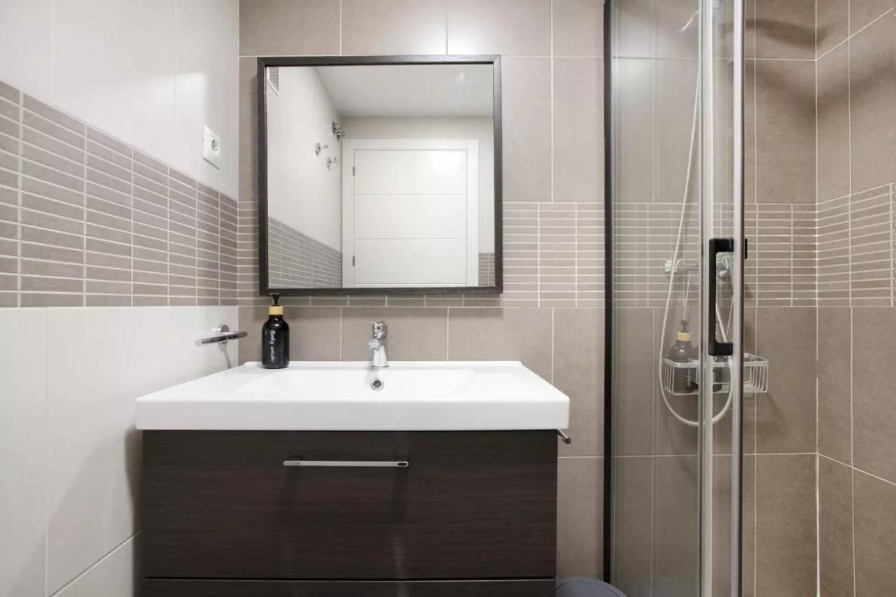 Malaga Campus Apartment Parking Included Extérieur photo