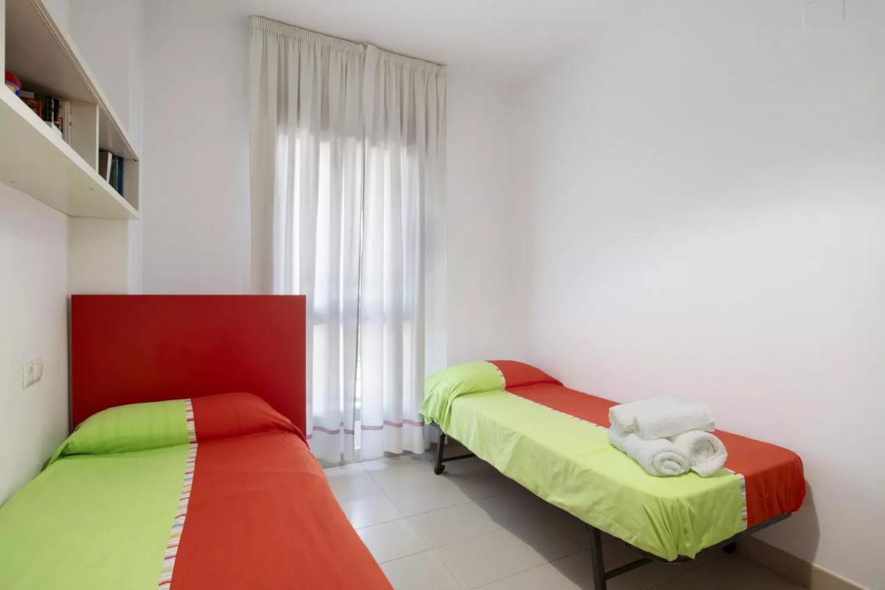 Malaga Campus Apartment Parking Included Extérieur photo
