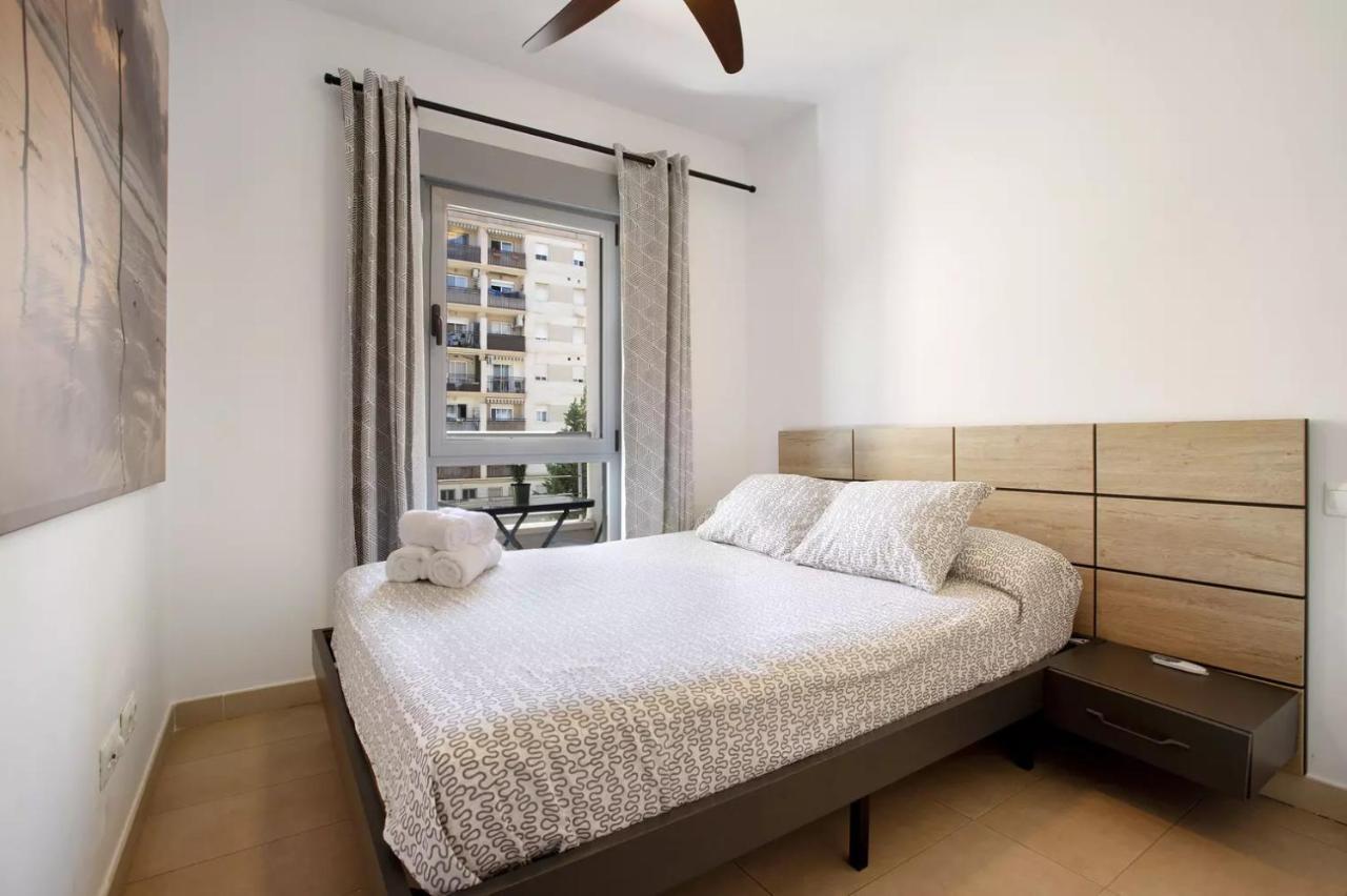Malaga Campus Apartment Parking Included Extérieur photo